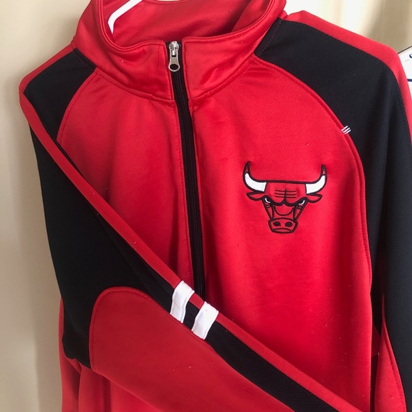 chicago bulls zip up jacket